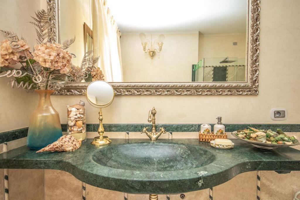 Villa Giulia Gragnola Habitación foto